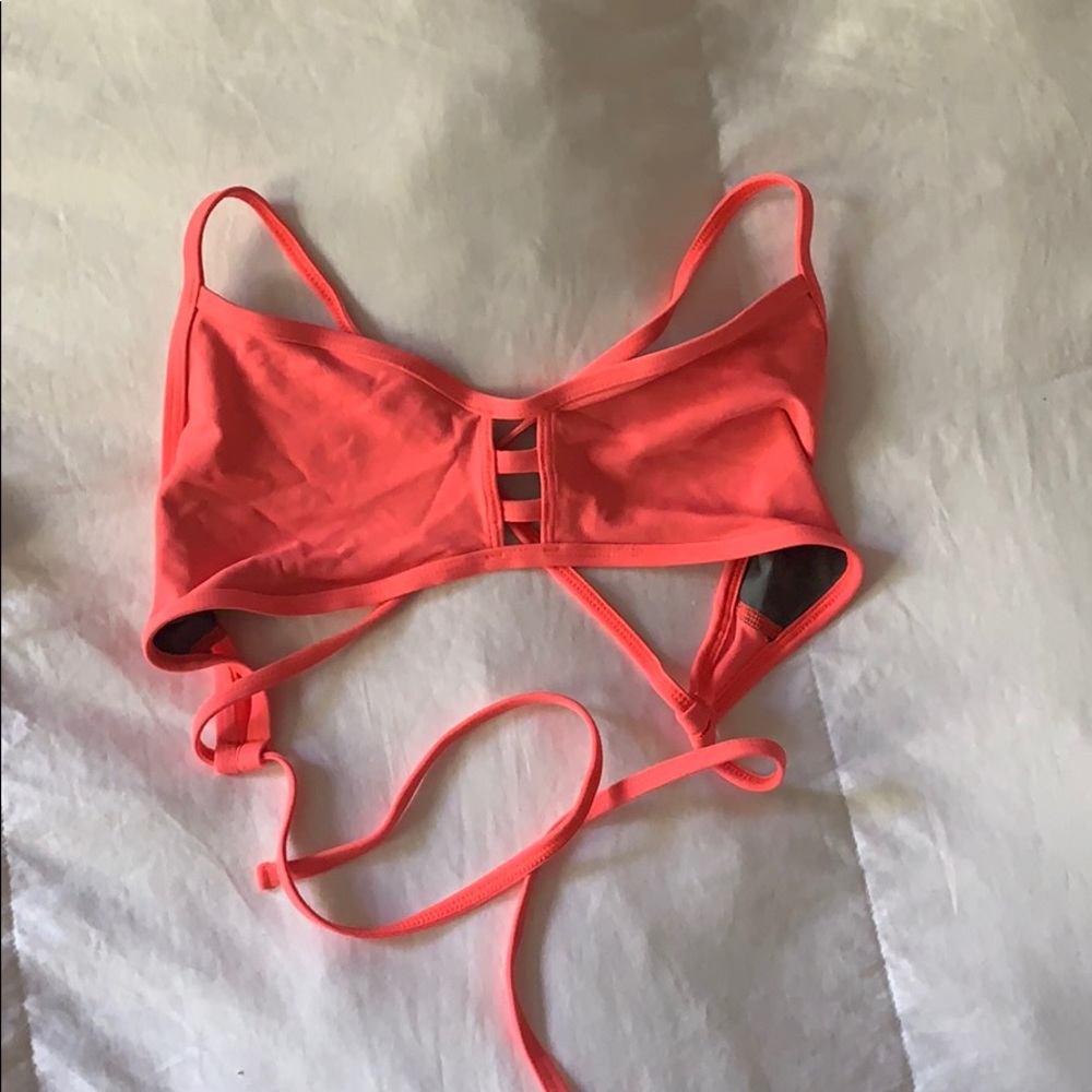 Jolyn vented swim top